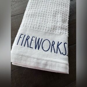 New with tags Rae Dunn Kitchen Towels
